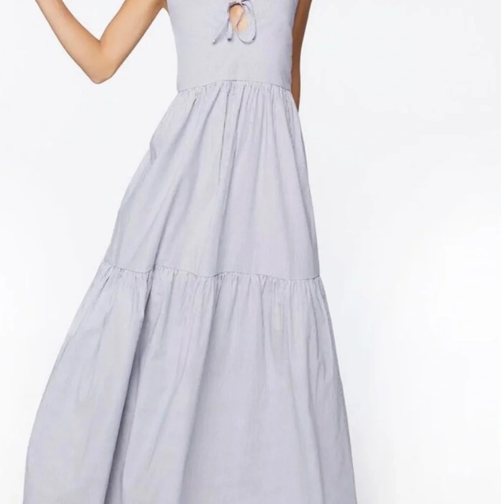 Forever 21 Blue White Striped Seersucker Tiered Open Back Maxi Dress Sz Large - Picture 2 of 10
